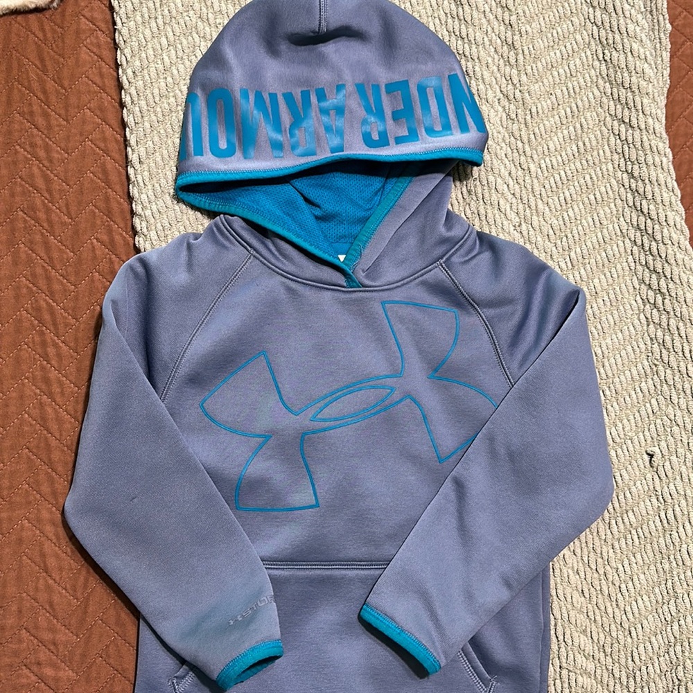 Youth XS Under Armour hoodie